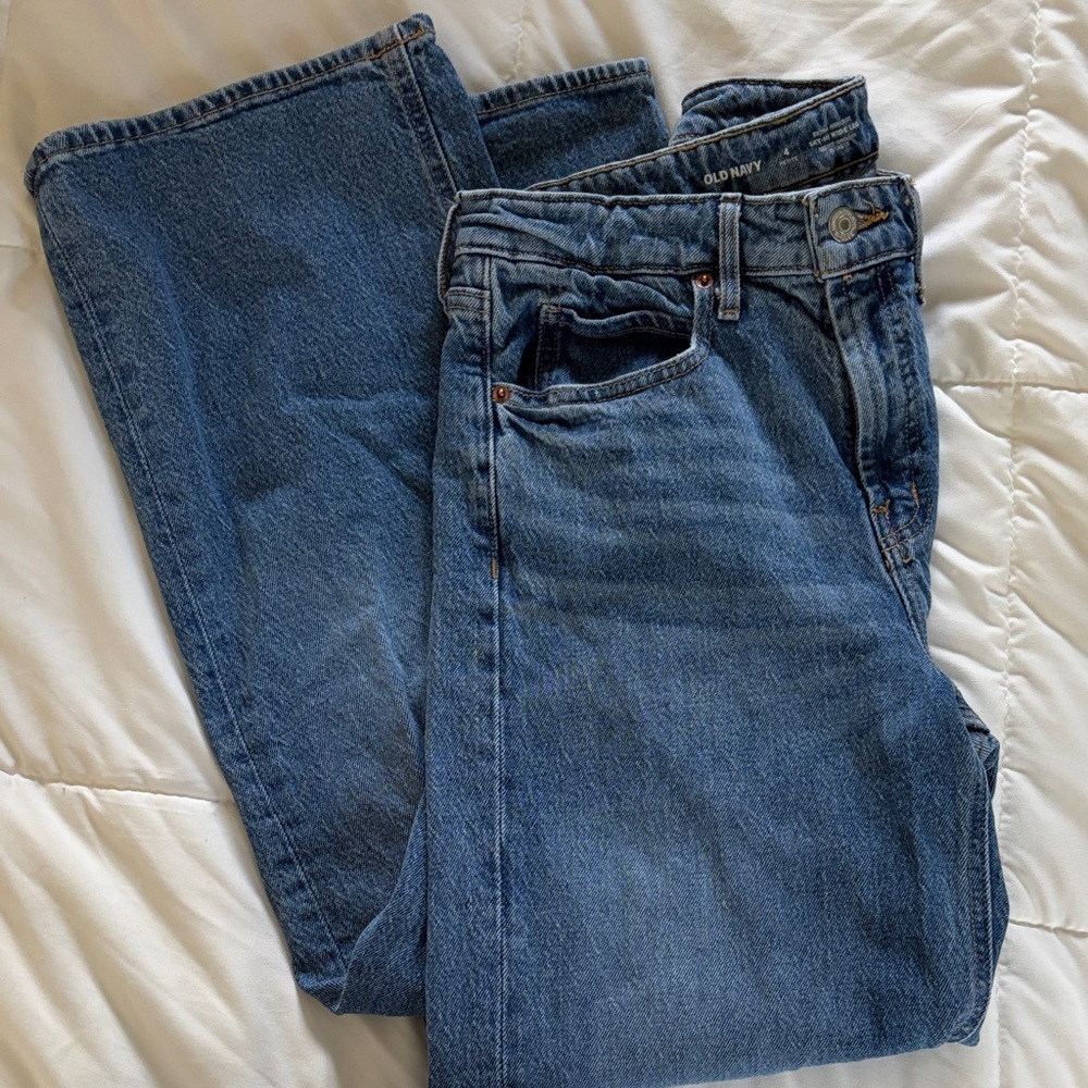 Old Navy extra high-rise / sky high wide leg blue jeans / size 4 petite
